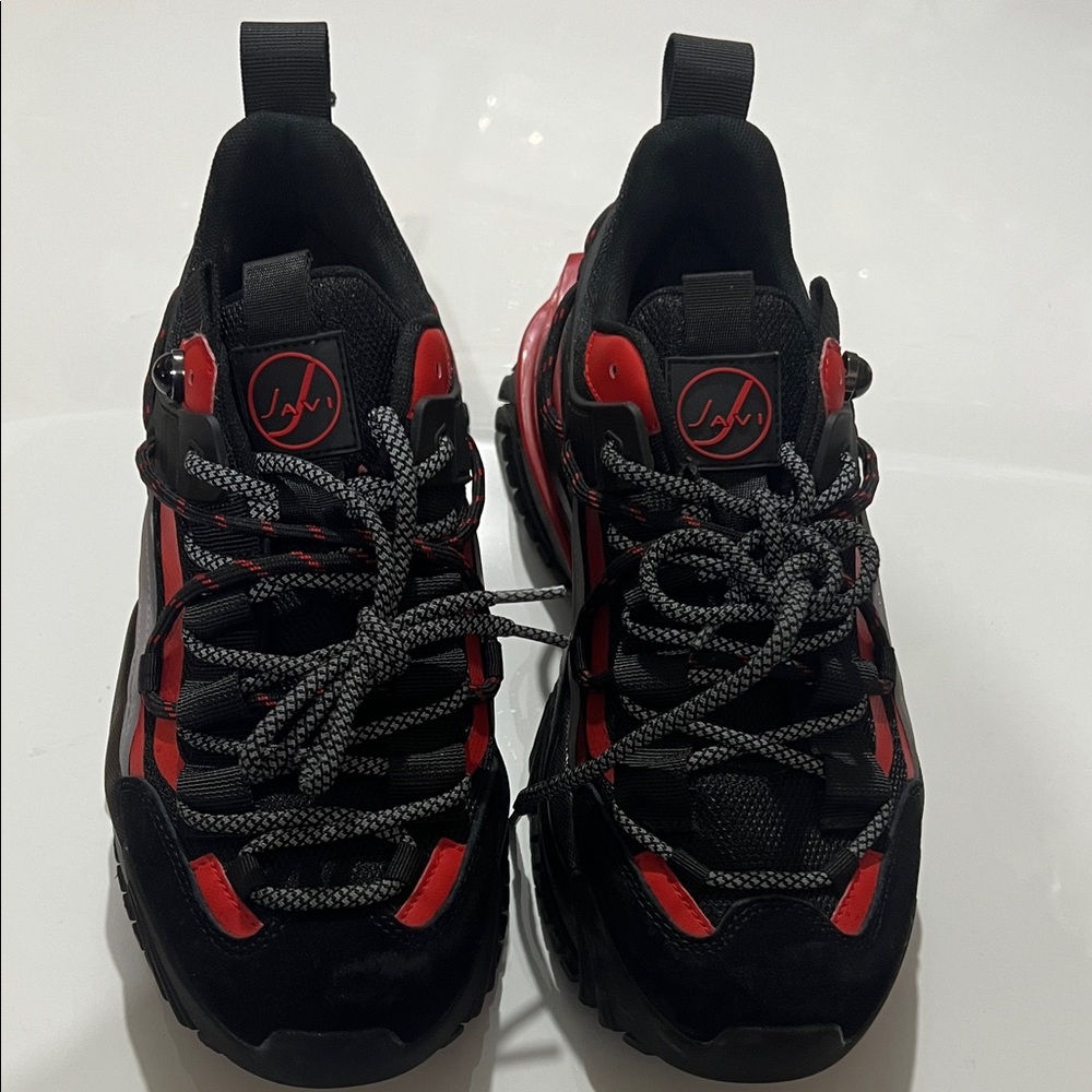 Dynamic Black and Red Men's Athletic Shoes